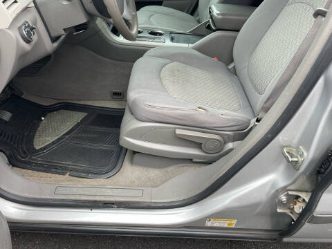 2009 Chevrolet Traverse LS