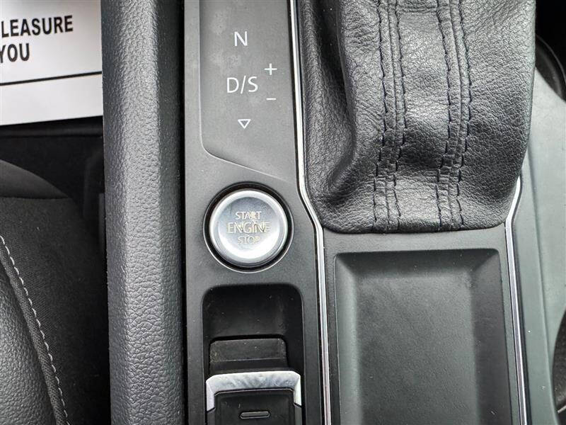 2018 Volkswagen Atlas V6 SE