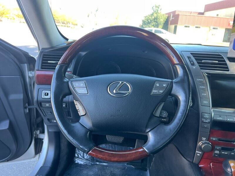 2007 Lexus LS 460