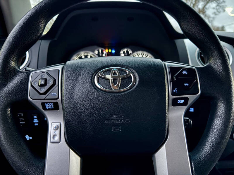 2014 Toyota Tundra SR5