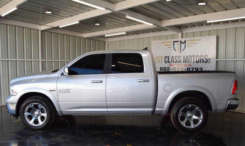 2016 RAM Ram 1500 Pickup Laramie photo 2