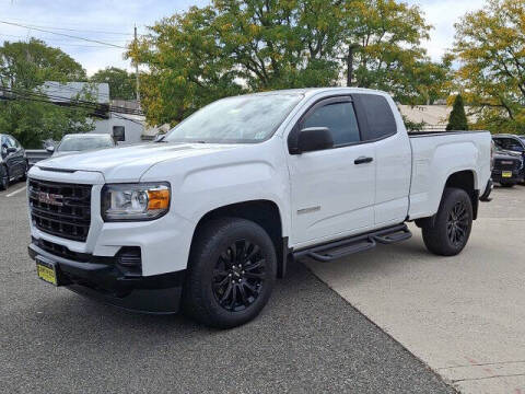 2022 GMC Canyon Elevation Standard