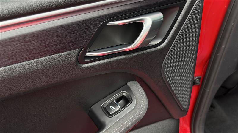 2017 Porsche Macan GTS
