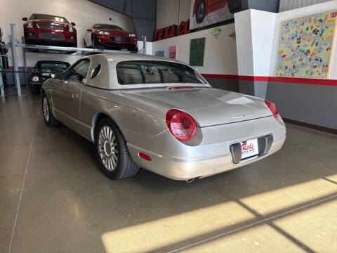 2004 Ford Thunderbird Deluxe