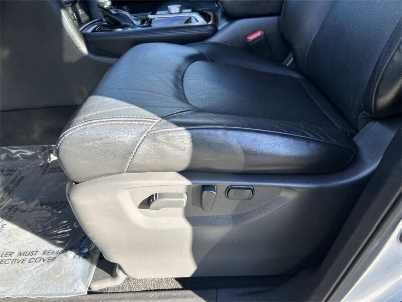 2023 Nissan Armada SL