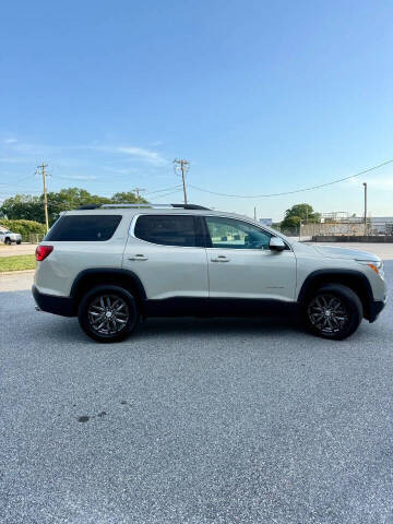2017 GMC Acadia SLT-1