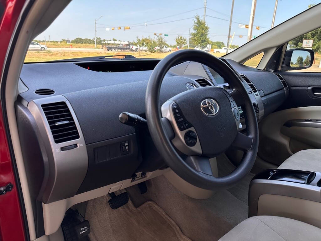 2008 Toyota Prius for sale at BANKERS AUTOS in Denton, TX