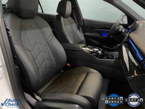 2025 BMW 5 Series 530i xDrive