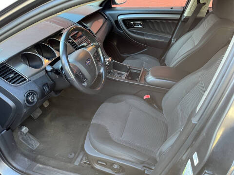 2011 Ford Taurus SEL