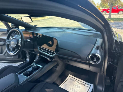 2025 Chevrolet Equinox EV LT