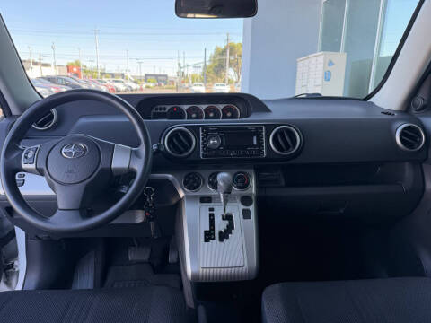 2009 Scion xB