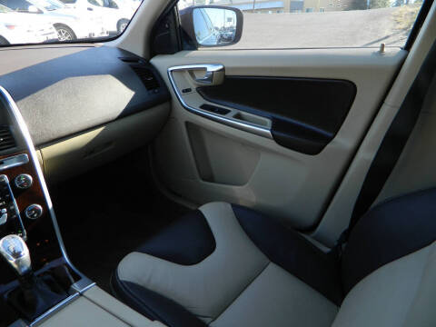 2013 Volvo XC60 T6 Platinum