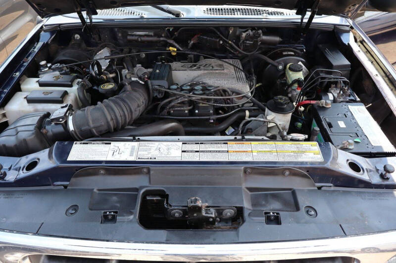 2000 Ford Explorer Eddie Bauer