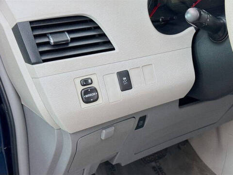2012 Toyota Sienna