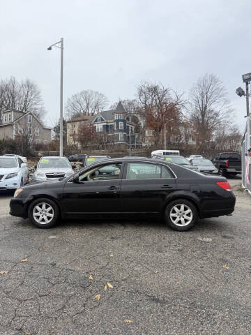 2010 Toyota Avalon XL
