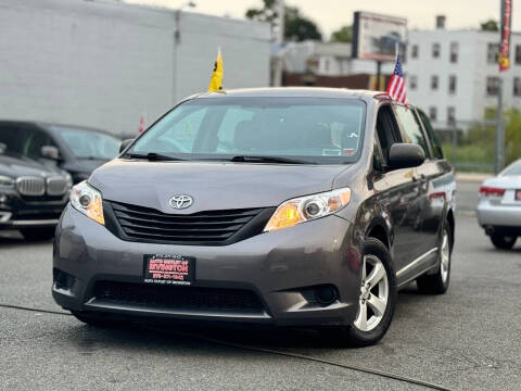 2017 Toyota Sienna L 7-Passenger