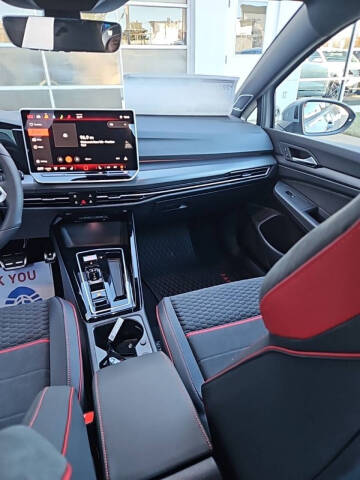 2026 Volkswagen Golf GTI SE