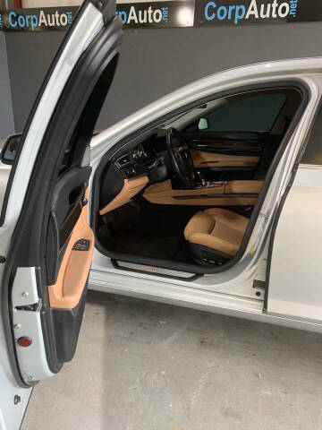 2012 BMW 7 Series 740Li
