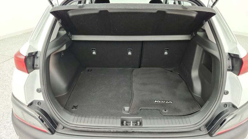 2023 Hyundai Kona SE