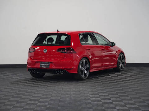 2016 Volkswagen Golf R 4Motion