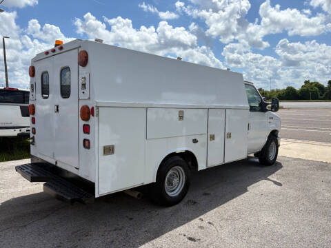 2009 Ford E-Series E-350 SD