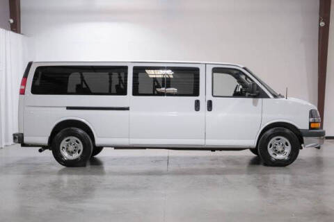 2016 Chevrolet Express LT 3500