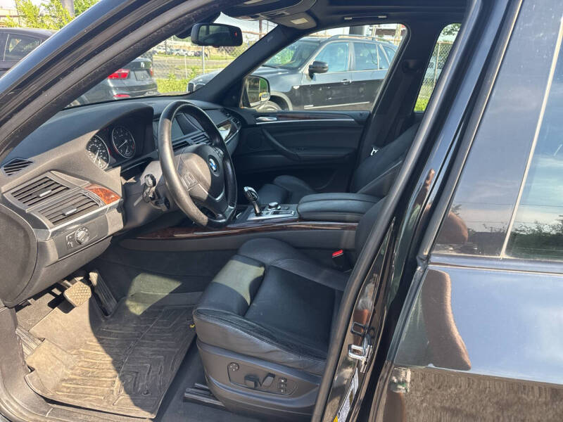 2008 BMW X5 4.8i