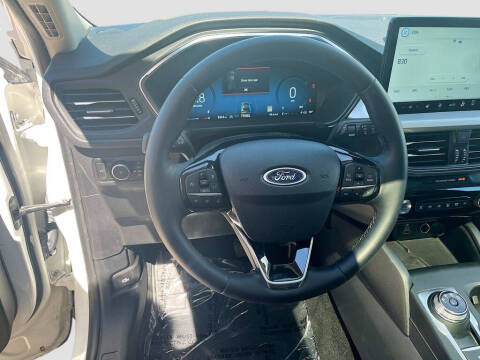 2025 Ford Escape Platinum