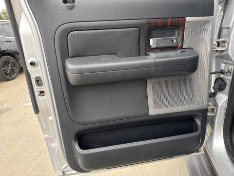 2006 Lincoln Mark LT