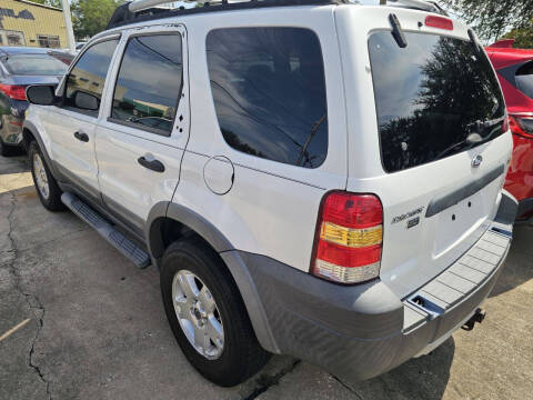 2005 Ford Escape XLT