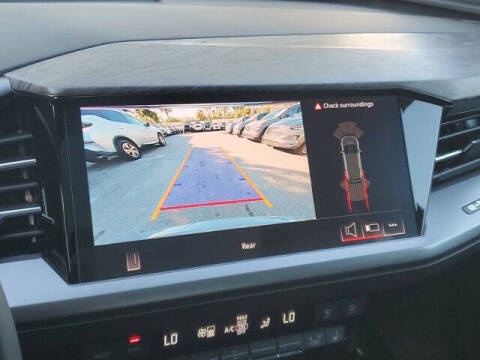 2025 Audi Q4 e-tron quattro Premium 55