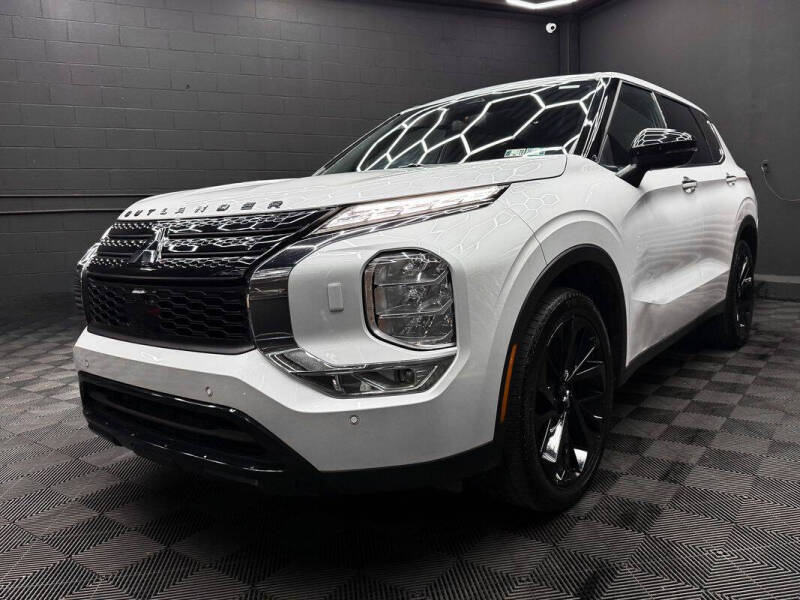 2023 Mitsubishi Outlander