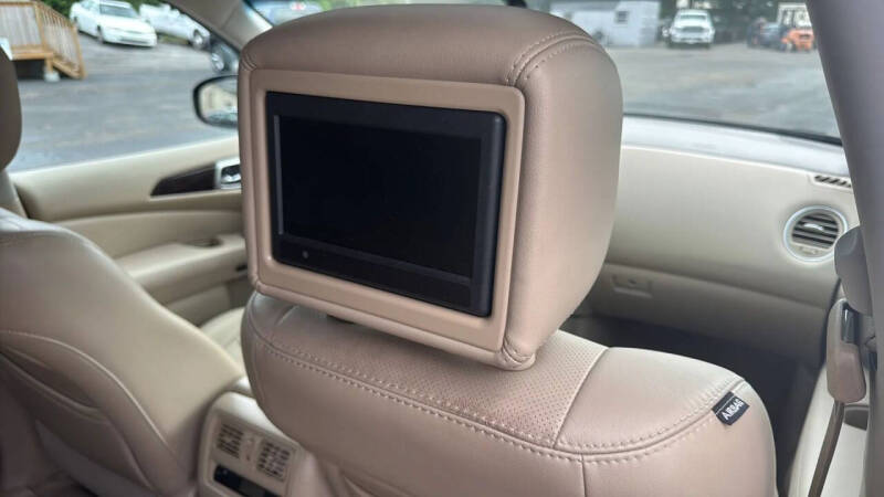 2014 Nissan Pathfinder Platinum