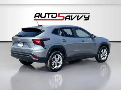 2025 Chevrolet Trax LS