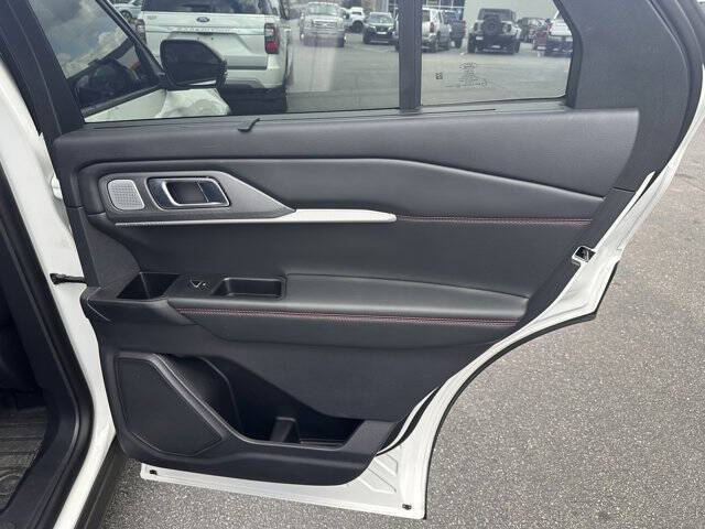 2025 Ford Explorer ST