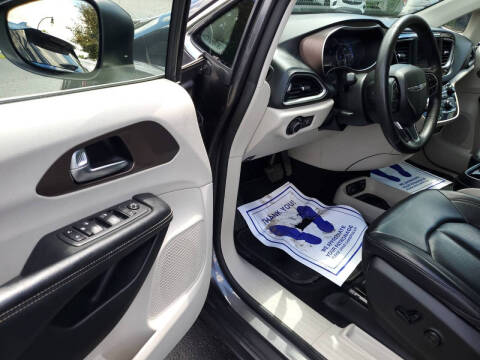 2020 Chrysler Voyager LXi