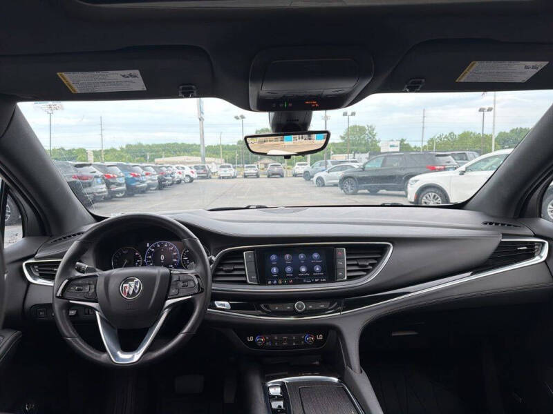 2023 Buick Enclave Avenir