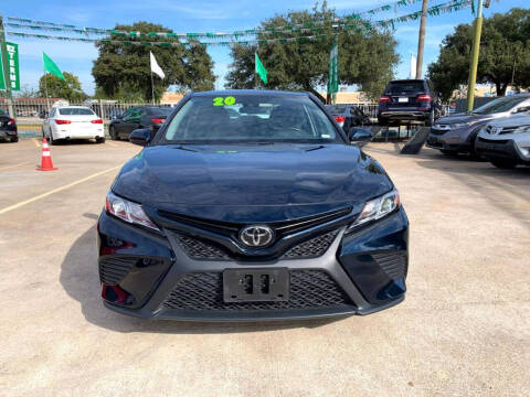 2020 Toyota Camry SE