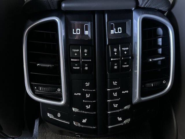 2017 Porsche Cayenne S