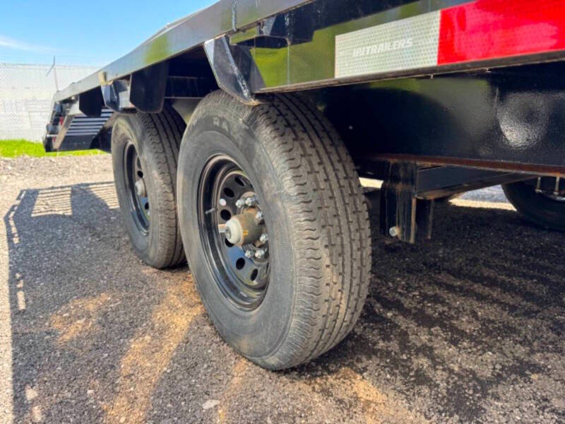2023 PJ Trailers Gooseneck