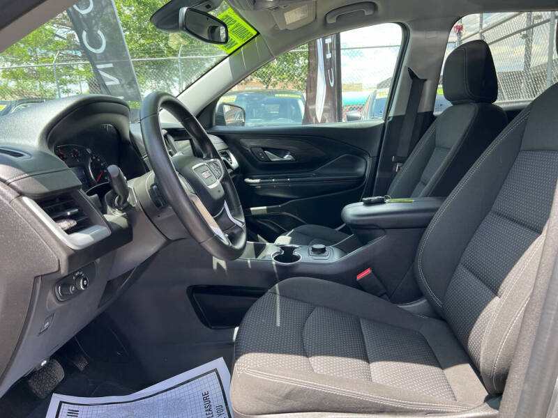 2024 GMC Terrain SLE