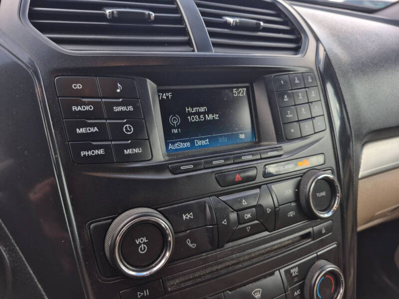 2017 Ford Explorer