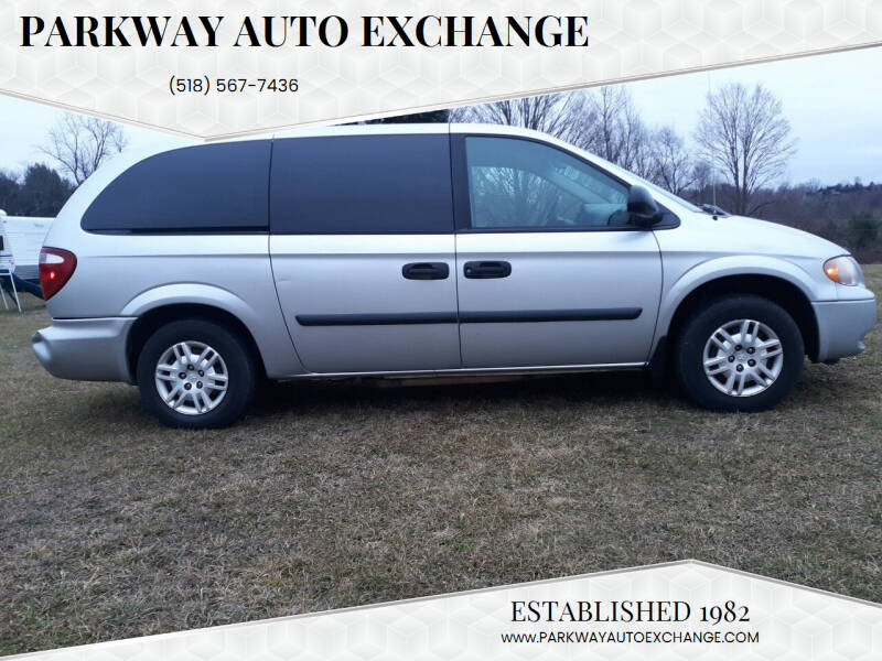 2005 Dodge Grand Caravan for sale at Parkway Auto Exchange in Elizaville NY