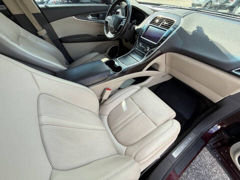 2019 Lincoln Nautilus Reserve