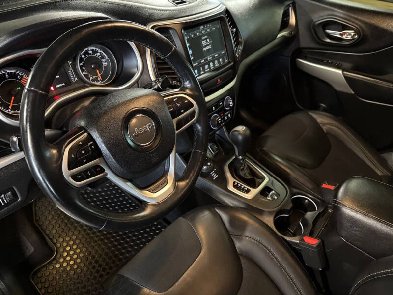 2018 Jeep Cherokee Latitude Plus