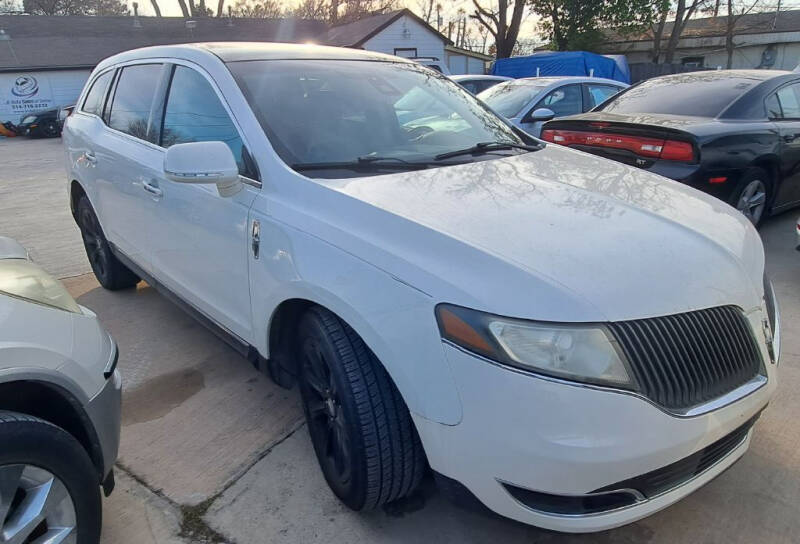 2013 Lincoln MKT