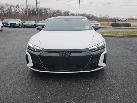 2022 Audi e-tron GT quattro Premium Plus