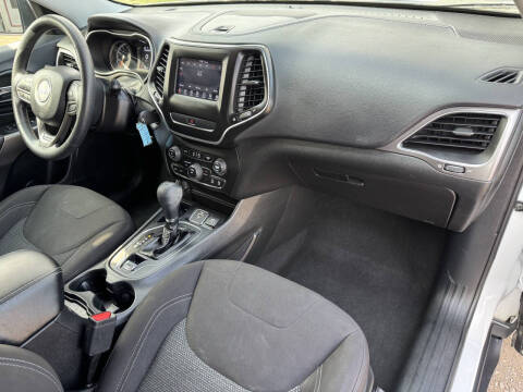 2019 Jeep Cherokee Latitude