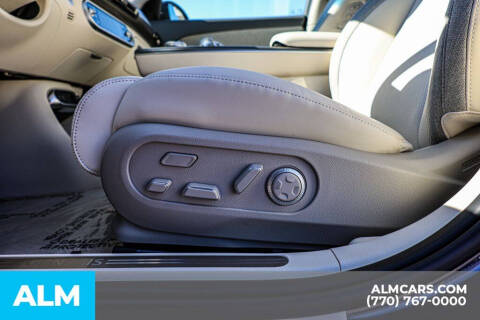 2025 Genesis GV60 Standard