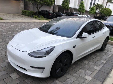 2021 Tesla Model 3 Standard Range Plus